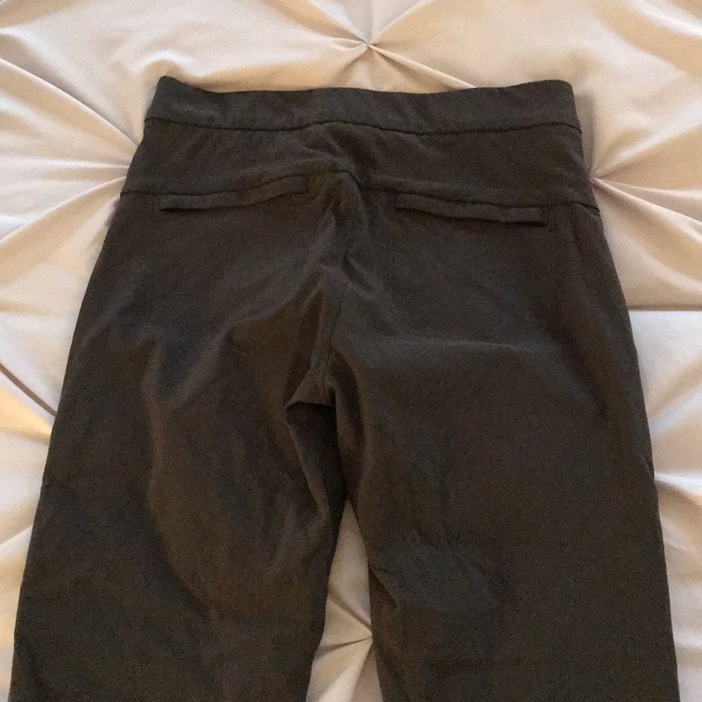 Athleta Hiking Pants Size 2 - Picture 7 of 8